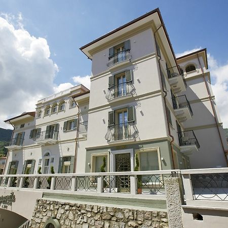 Hotel Al Campanile - Luxury Suites & Apartments บาเวโน ภายนอก รูปภาพ