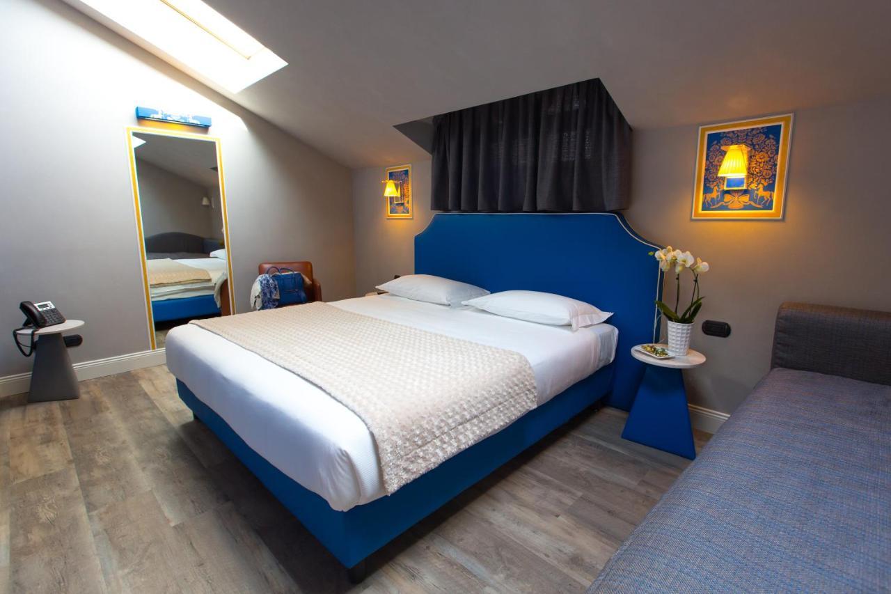 Hotel Al Campanile - Luxury Suites & Apartments บาเวโน ภายนอก รูปภาพ