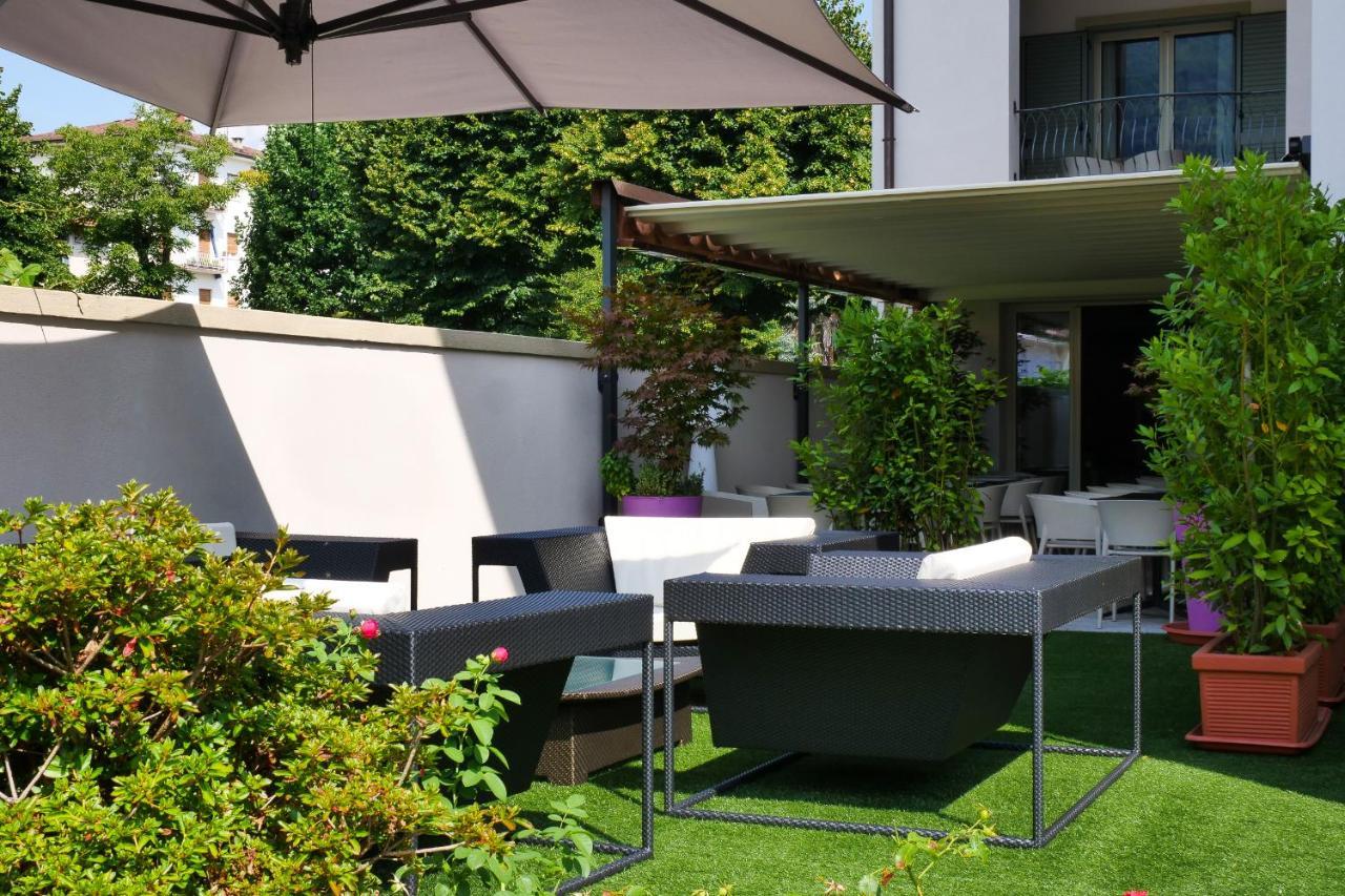 Hotel Al Campanile - Luxury Suites & Apartments บาเวโน ภายนอก รูปภาพ